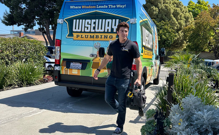 happy Wiseway Plumbing customers
